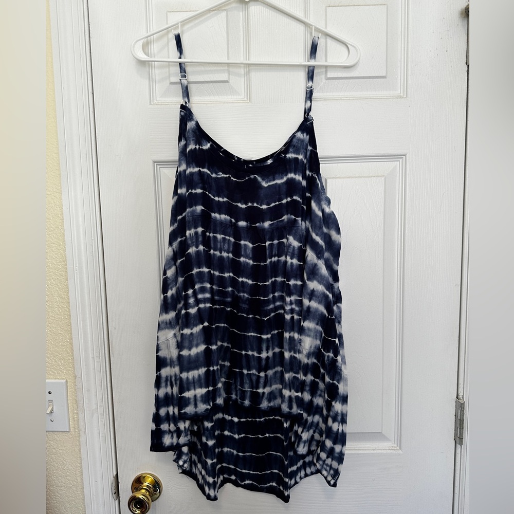 NWOT Never been worn Torrid Size 0 Navy Tie Dye Babydoll Tank Top